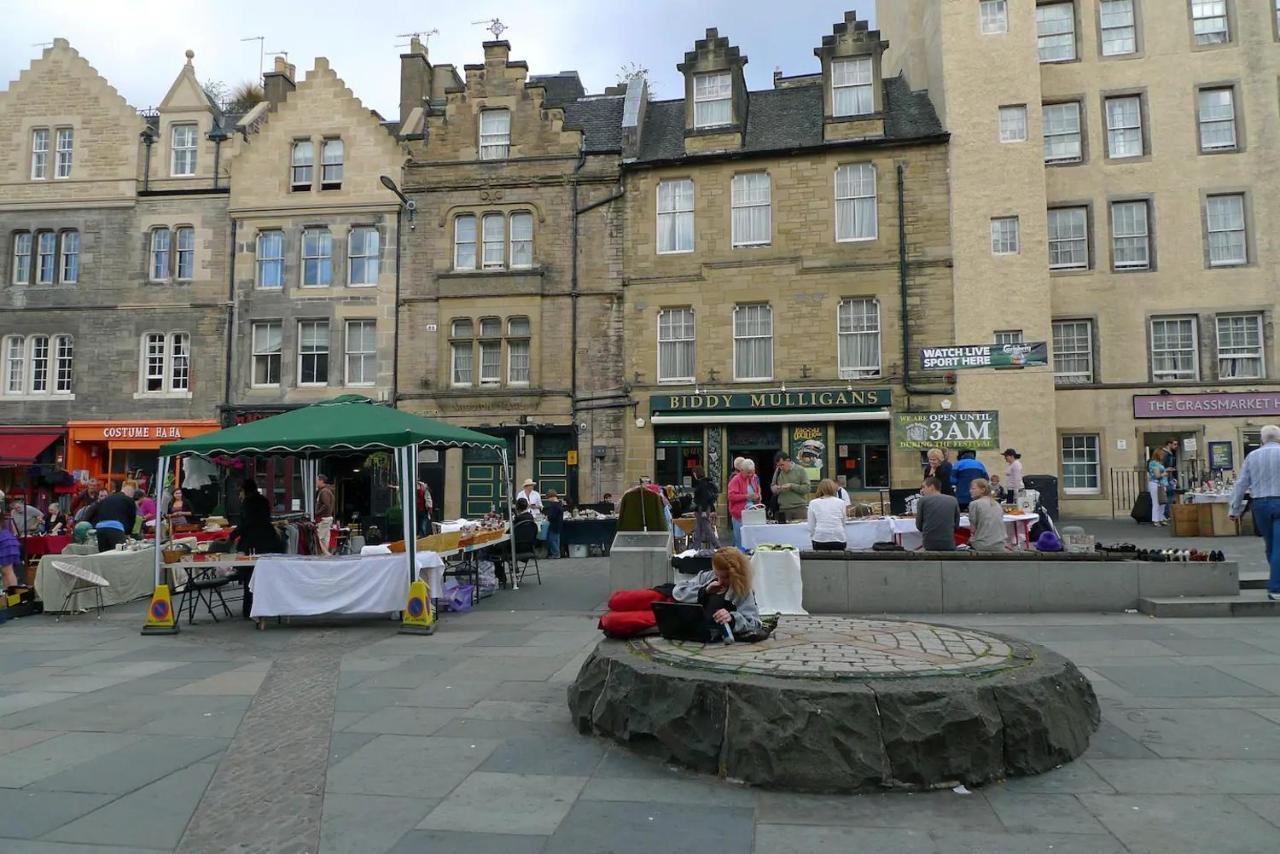 Amazing Apartments - Websters Land - Castle View Edimburgo Exterior foto