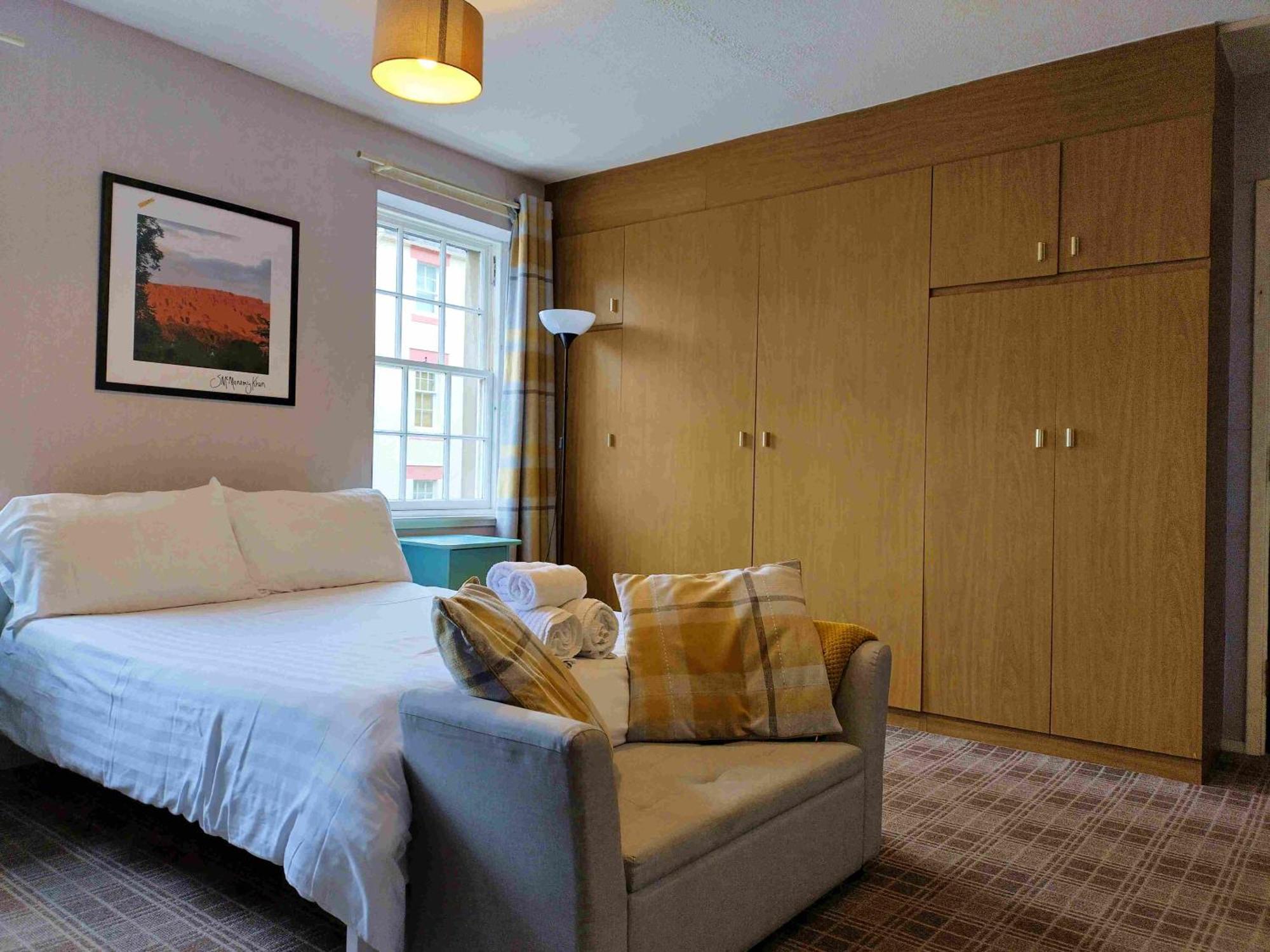 Amazing Apartments - Websters Land - Castle View Edimburgo Exterior foto